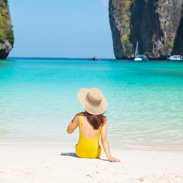 Phi-Phi-Island-tour-by-speedboat-from-Phuket-[with-Khai-Island-and-National-Park-included]-a-look-at-Maya-Bay