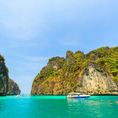 Phi Phi island tour package at Phi Phi Tour Best Price