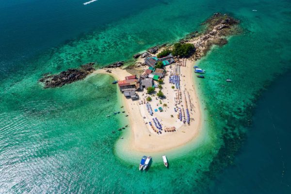 Snorkeling and swimming at the wonderful Khai island