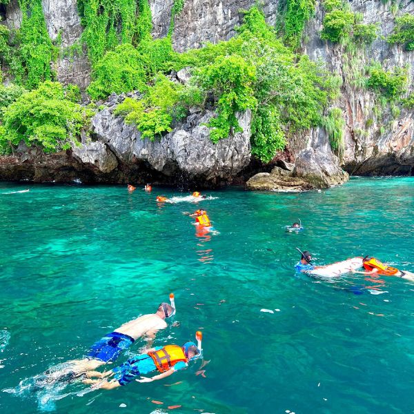 Phi Phi Islands Khai island premium tour from Phuket for snorkeling
