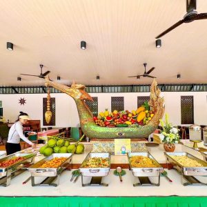 Maiton island Raya islands tour - Authentic Thai Buffet Restaurant Experience