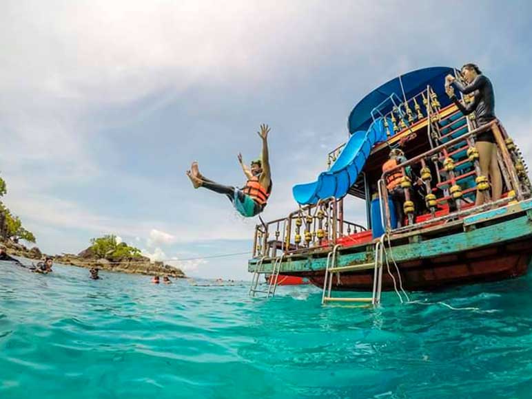 The Best Islands of Krabi, visit them with the big boats tours