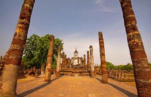 From Bangkok to Sukhothai to visit the famous historical sites
