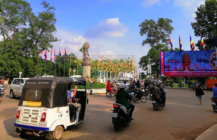 Siem Reap city view. How to go from Bangkok to Siem Reap (Cambodia)