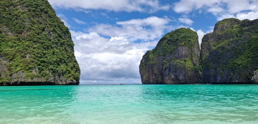 Stop wasting time on outdated tours—this Phi Phi island tour from Nai Yang Beach Phuket gives you luxury marina speedboats, hotel pick up, and National Park entry already paid for.