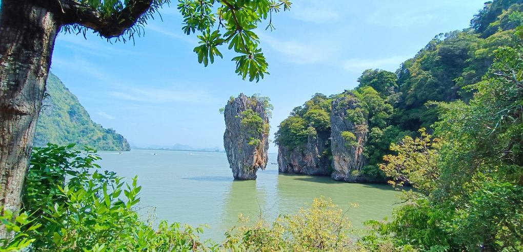Top 8 Benefits of Booking Your James Bond Island Tour from Renaissance Phuket Resort